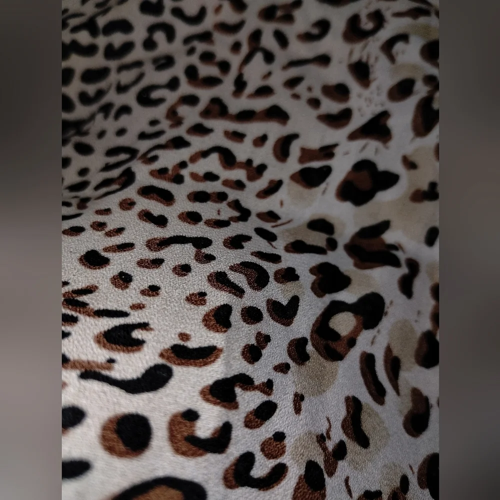 Maggie Barnes Vintage Leopard Print Women's Top 3x - Picture 8 of 9